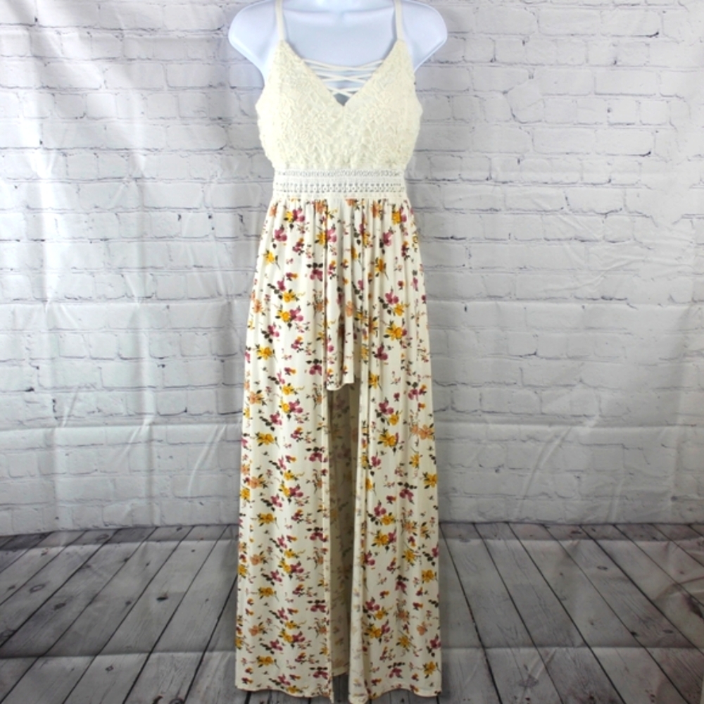 No Boundaries White Floral Romper Shorts/Dress